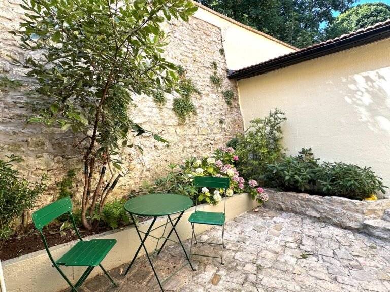 048e4720 4be0 4927 95e0 e0cd841c29b7